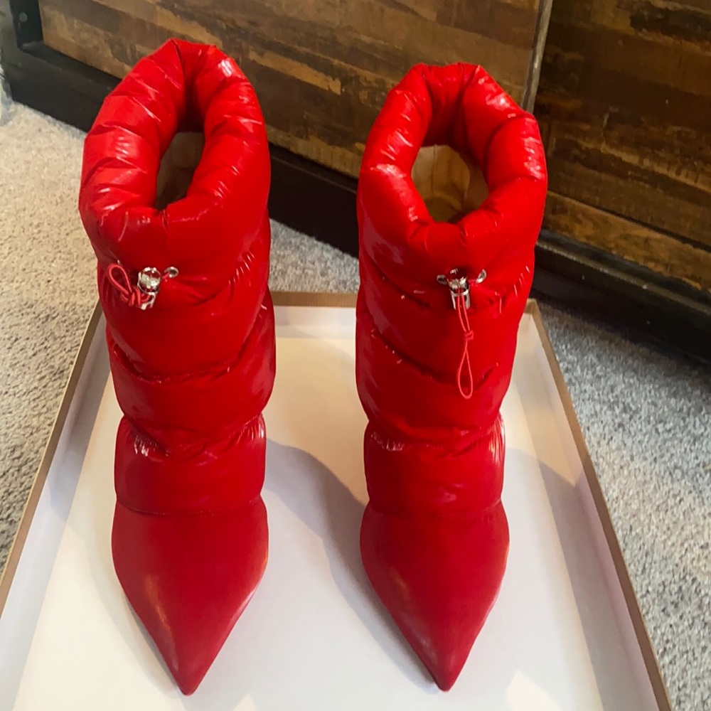 Red Christian Louboutin Astro Pointue 85